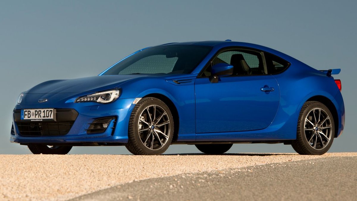 Is Subaru Natsuki Stronger than Yor Forger in Battle?